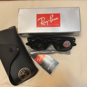 Ray ban RB2132 black. Brand new never worn